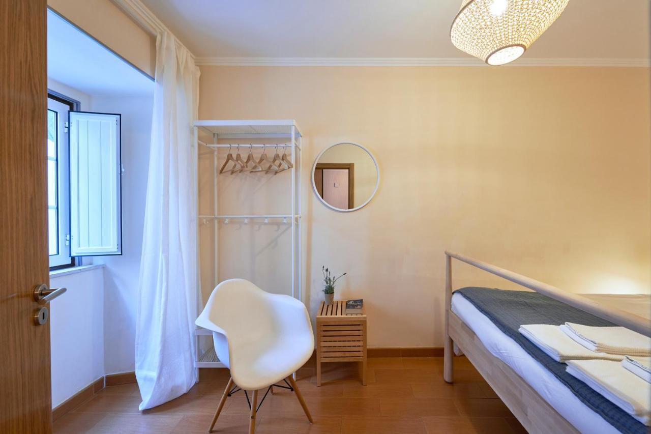 Spacious And Renovated Apartment With Amazing Patio, By Timecooler Lisboa 外观 照片