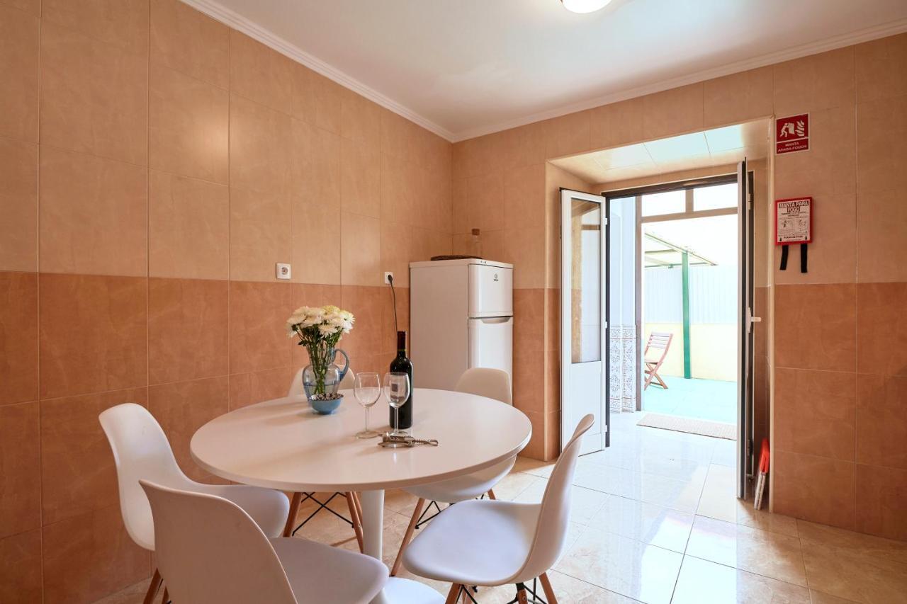 Spacious And Renovated Apartment With Amazing Patio, By Timecooler Lisboa 外观 照片