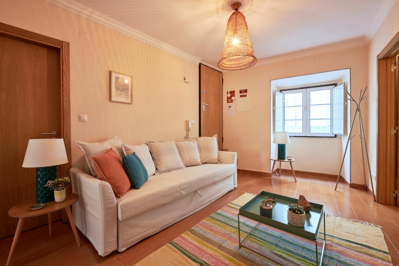 Spacious And Renovated Apartment With Amazing Patio, By Timecooler Lisboa 外观 照片
